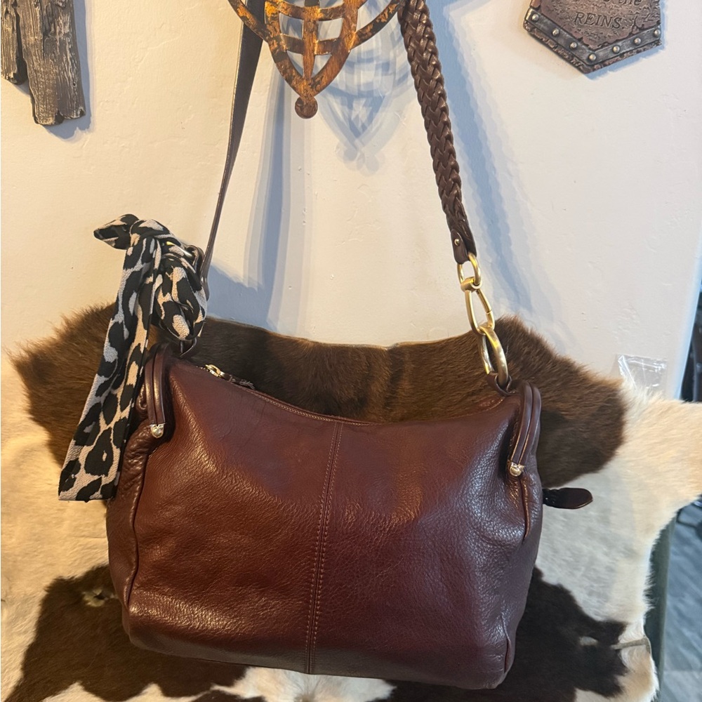 Stylish Brown Leather Shoulder Bag